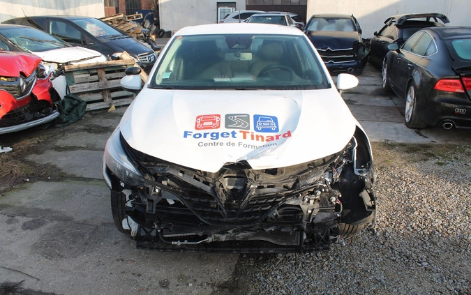 Renault Clio cena 33900 przebieg: 47872, rok produkcji 2022 z Łasin małe 172